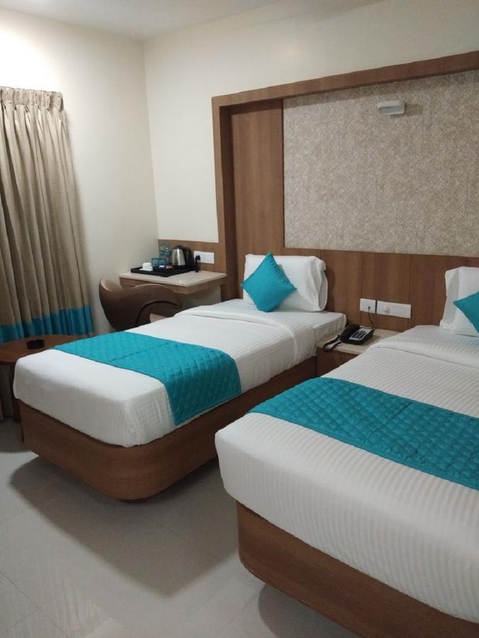 Hotel Istay 3*