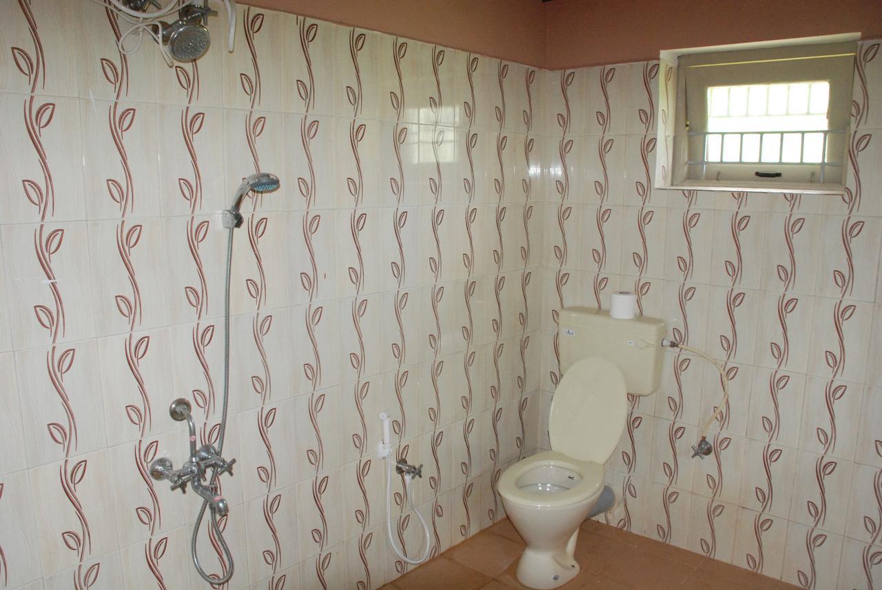 Relaxing 2 B/r Estate House, Deenaty, Tamil Nadu Guest house *