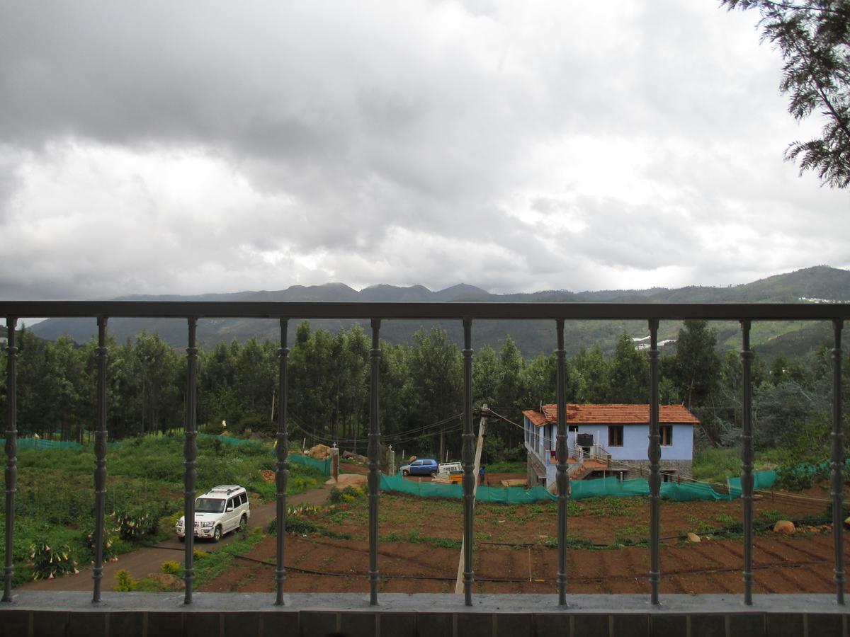Relaxing 2 B/r Estate House, Deenaty, Tamil Nadu *