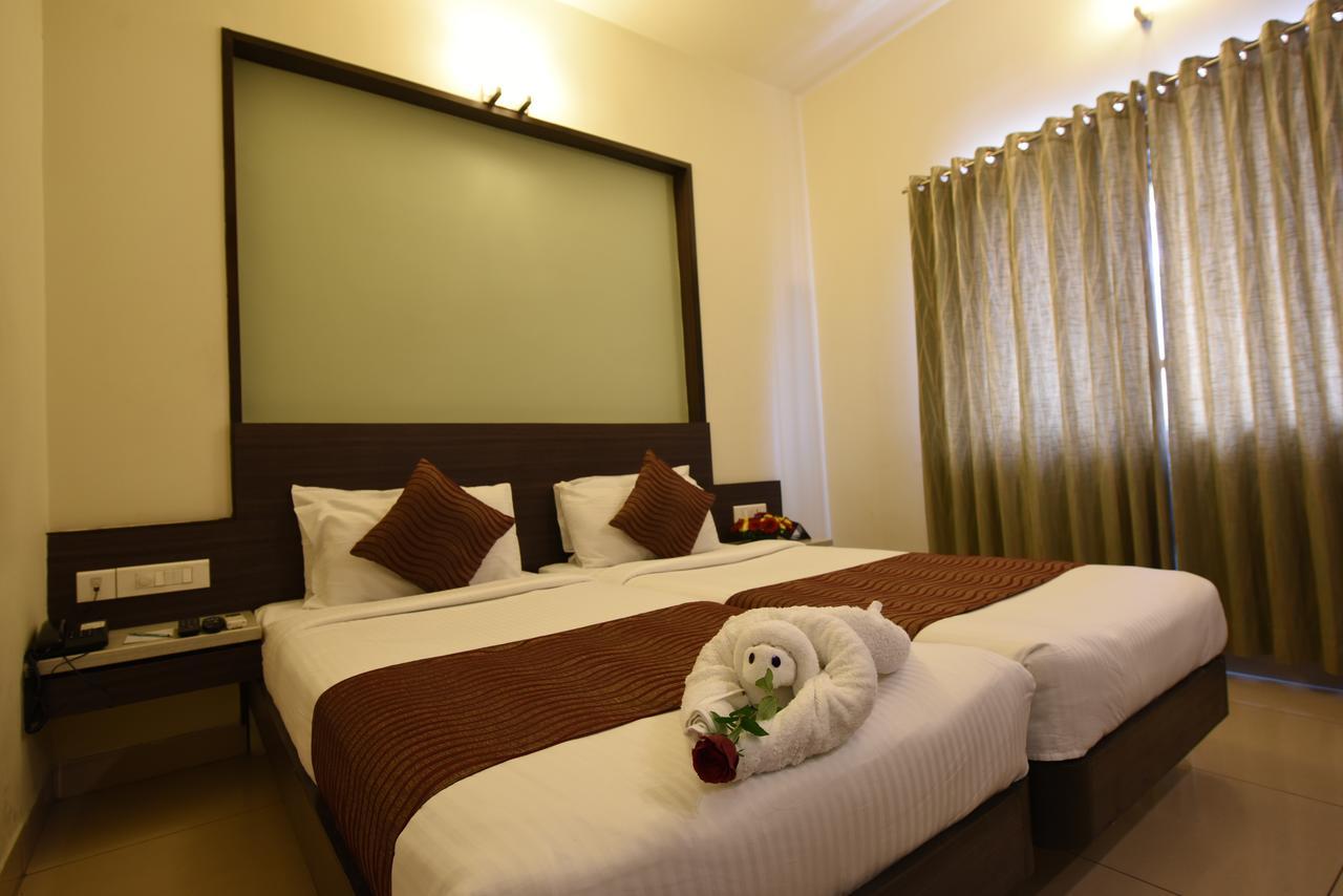 Landmark Hotel 3*