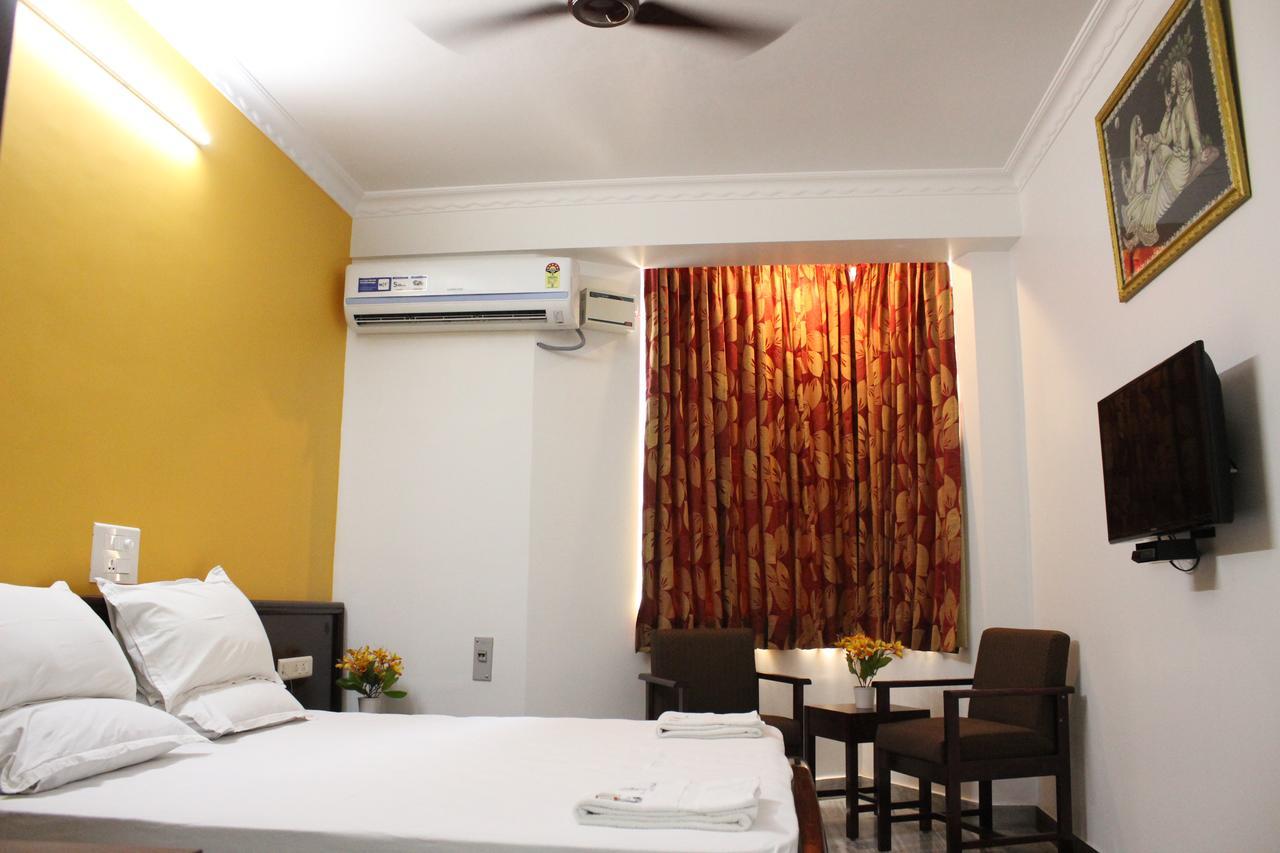 Hotel Sri Aarvee Coimbatore