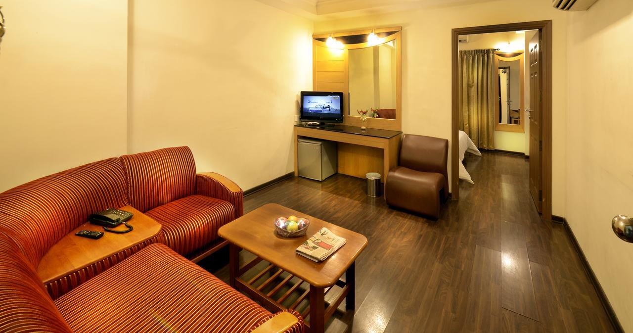 Hotel Plaza 2*