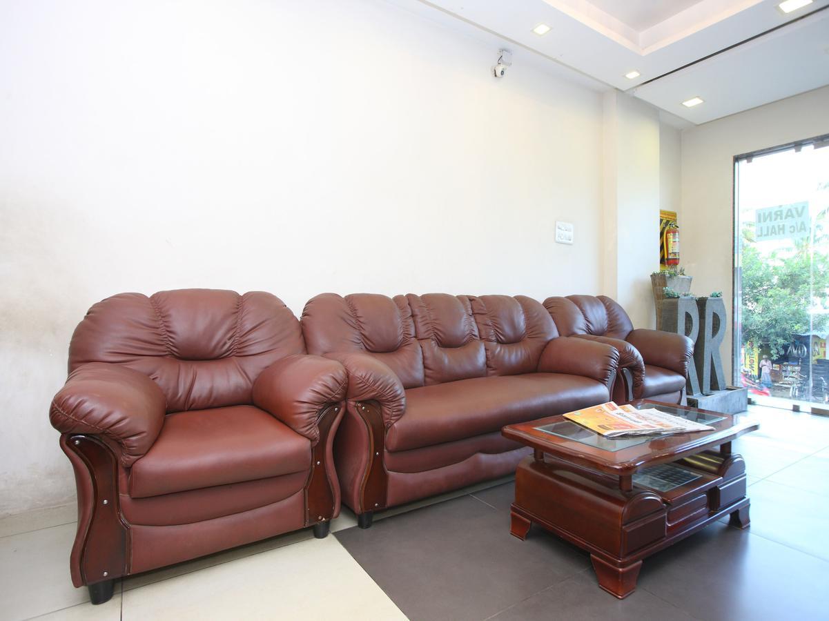 Oyo 9659 Hotel Rr Grand 2*