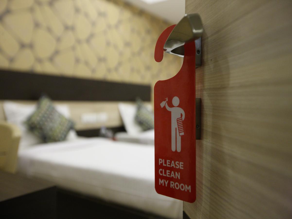 Hotel Oyo 9659 Hotel Rr Grand Coimbatore