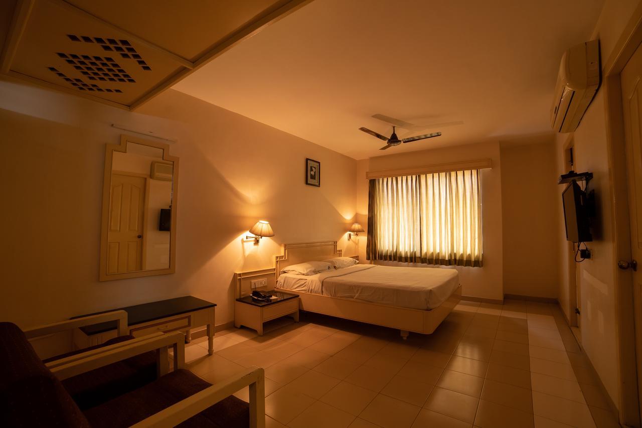 Hotel Ems Mayura Coimbatore