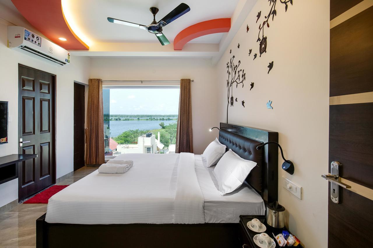 Aparthotel Crystal Lake Suites *