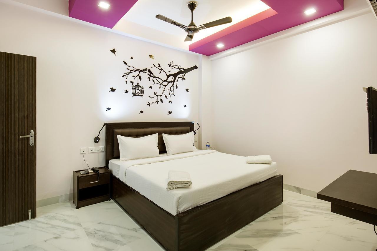 Crystal Lake Suites Aparthotel Coimbatore