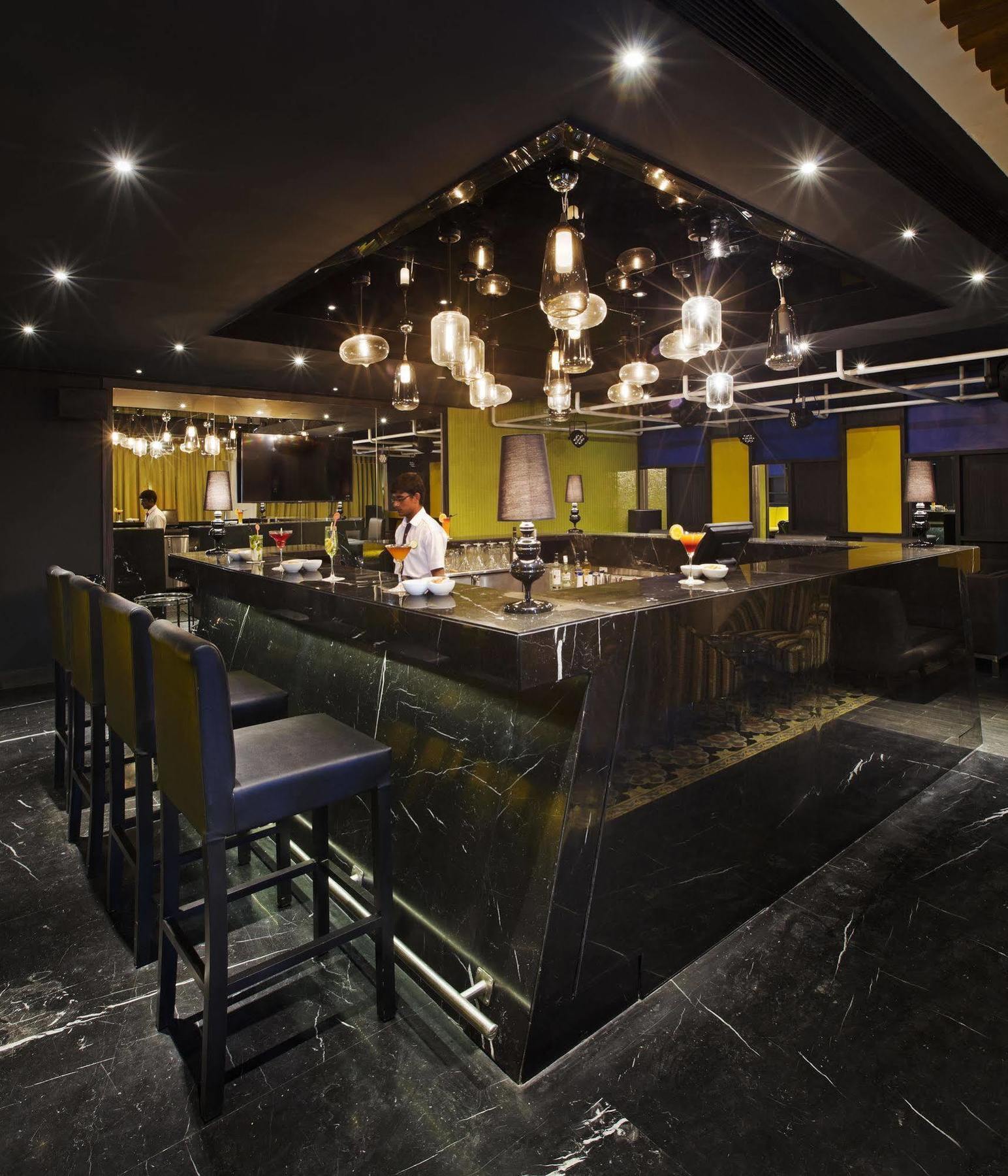 Zone By The Park Hotel 4*