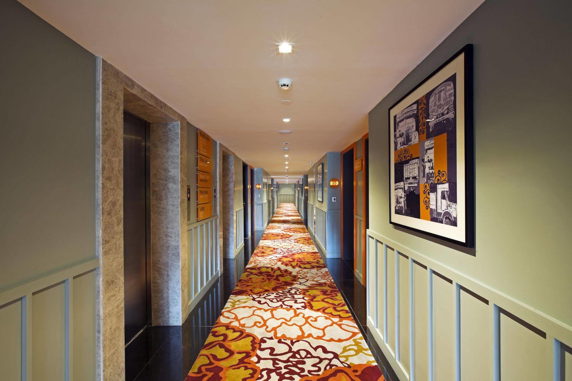 Hotel Zone By The Park