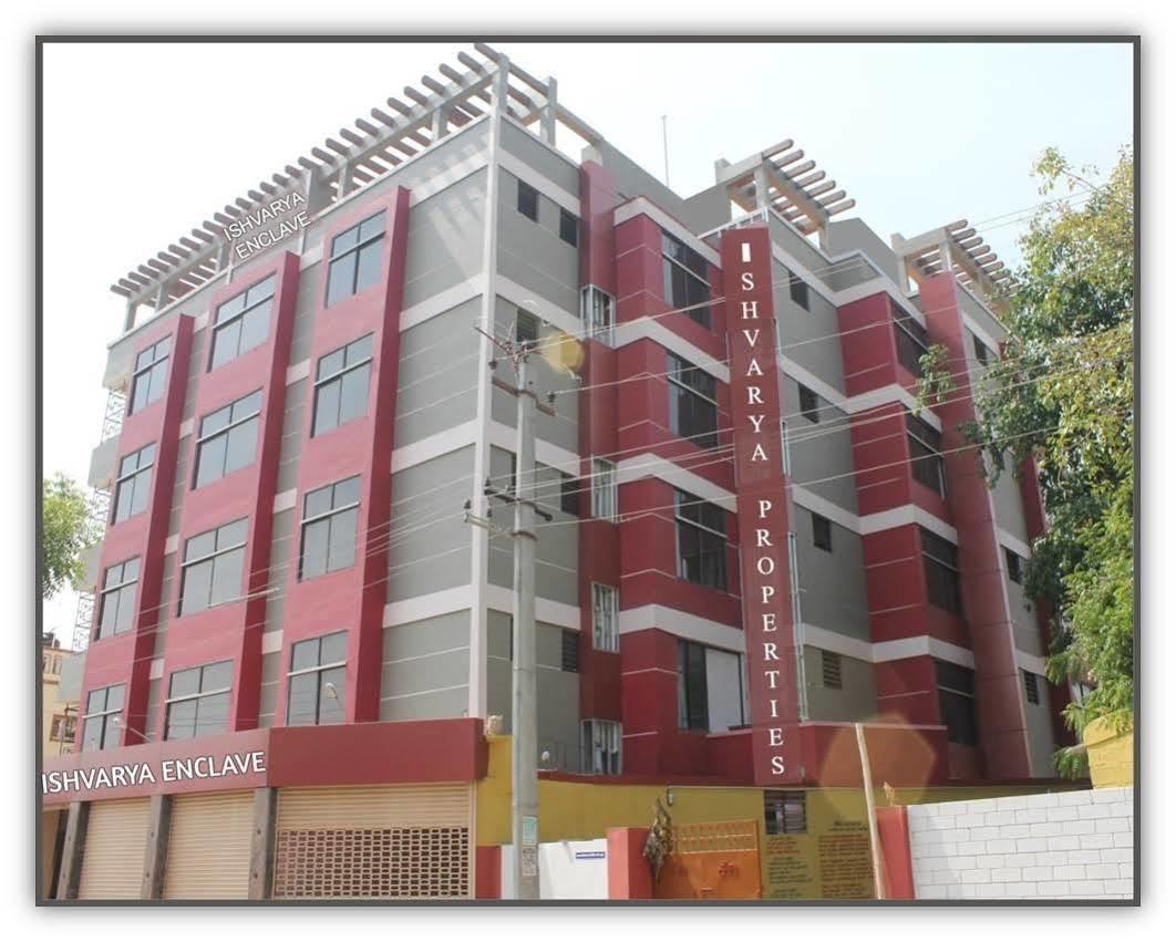 Hotel Aishvarya Residency 3*