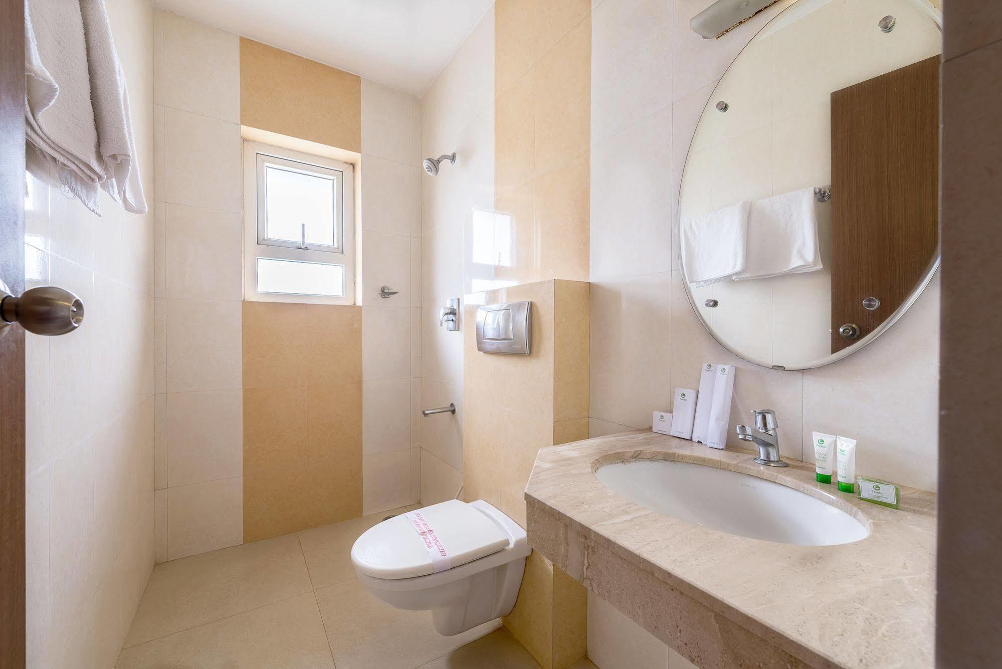 Hotel Treebo Ess Grande Coimbatore