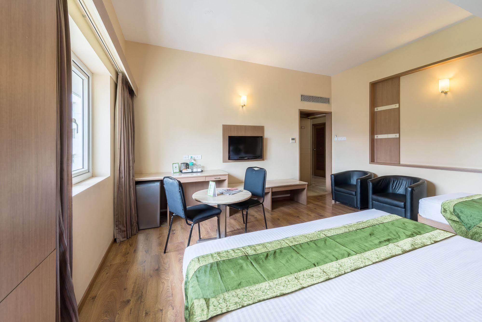 Hotel Treebo Ess Grande 3*