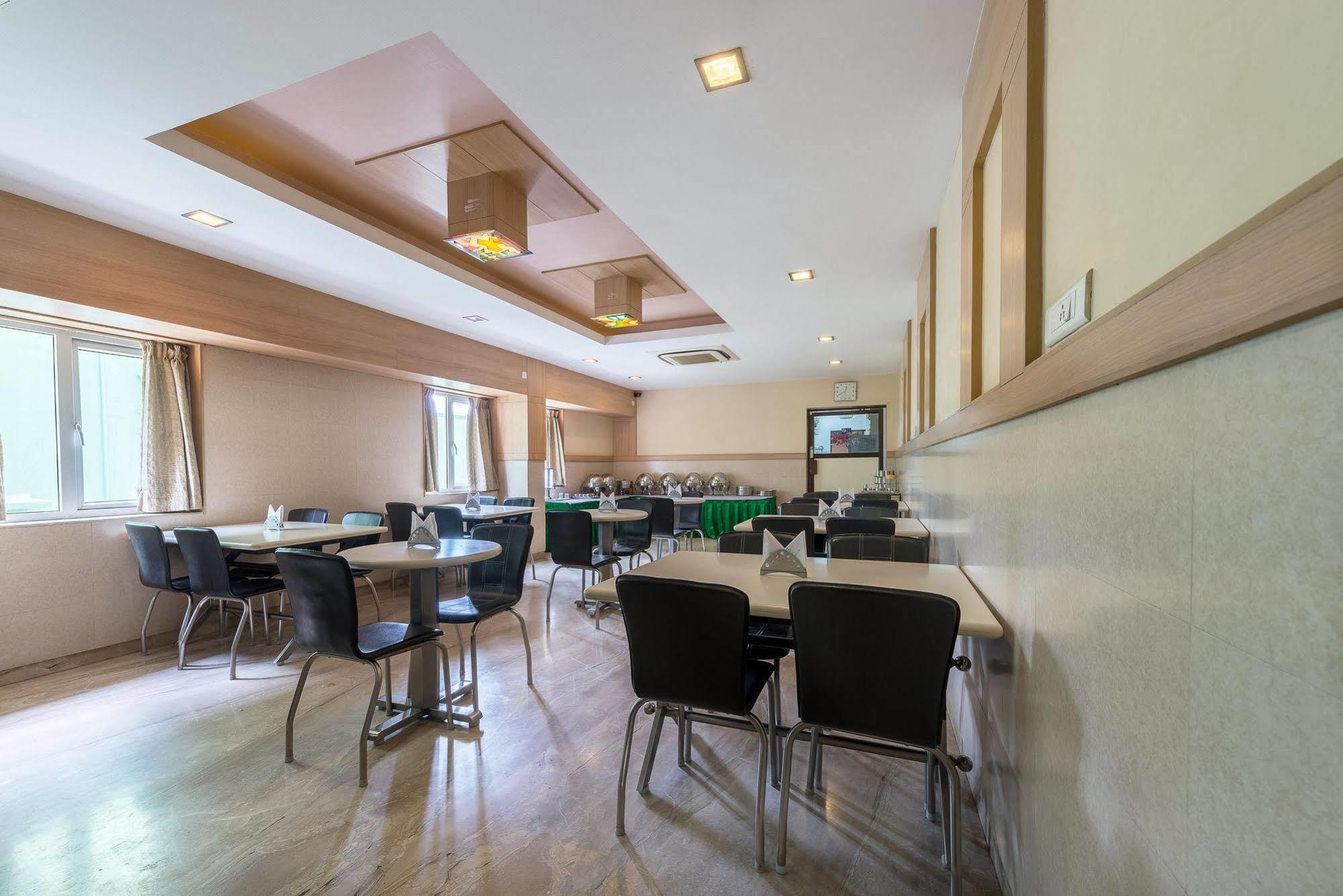 Hotel Treebo Ess Grande Coimbatore