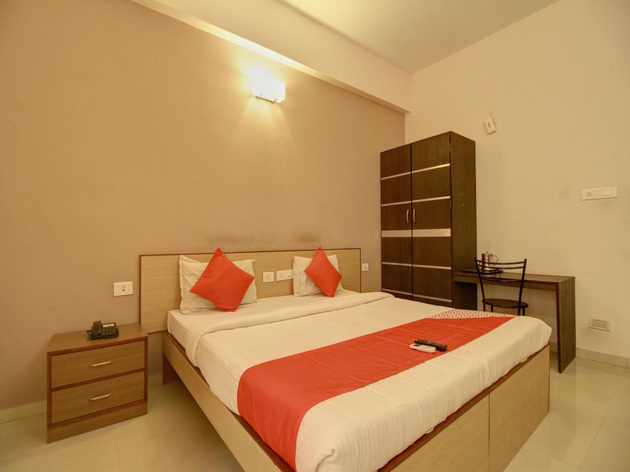 Hotel Oyo Flagship 4594 Krish Coimbatore