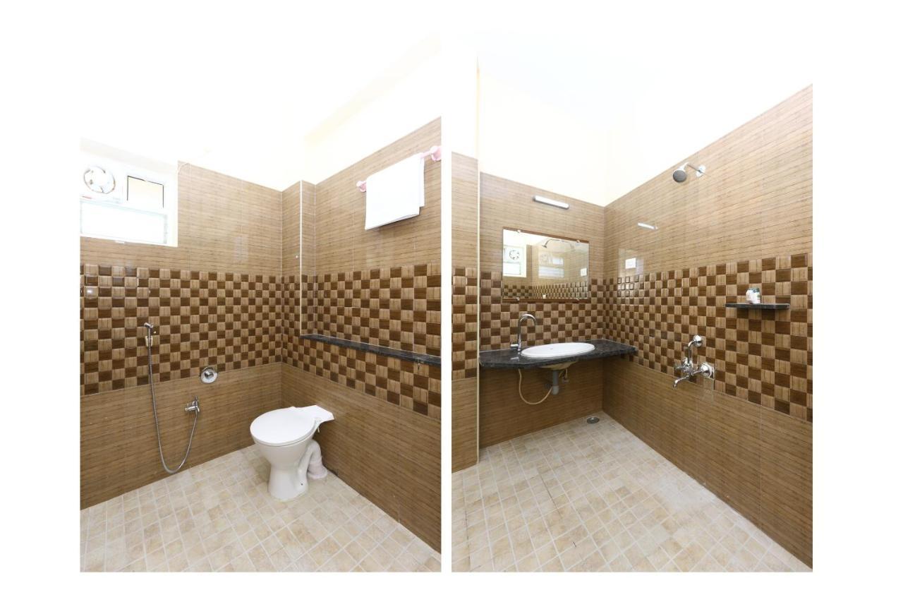 Oyo 5323 Kamadenu Residency 3*