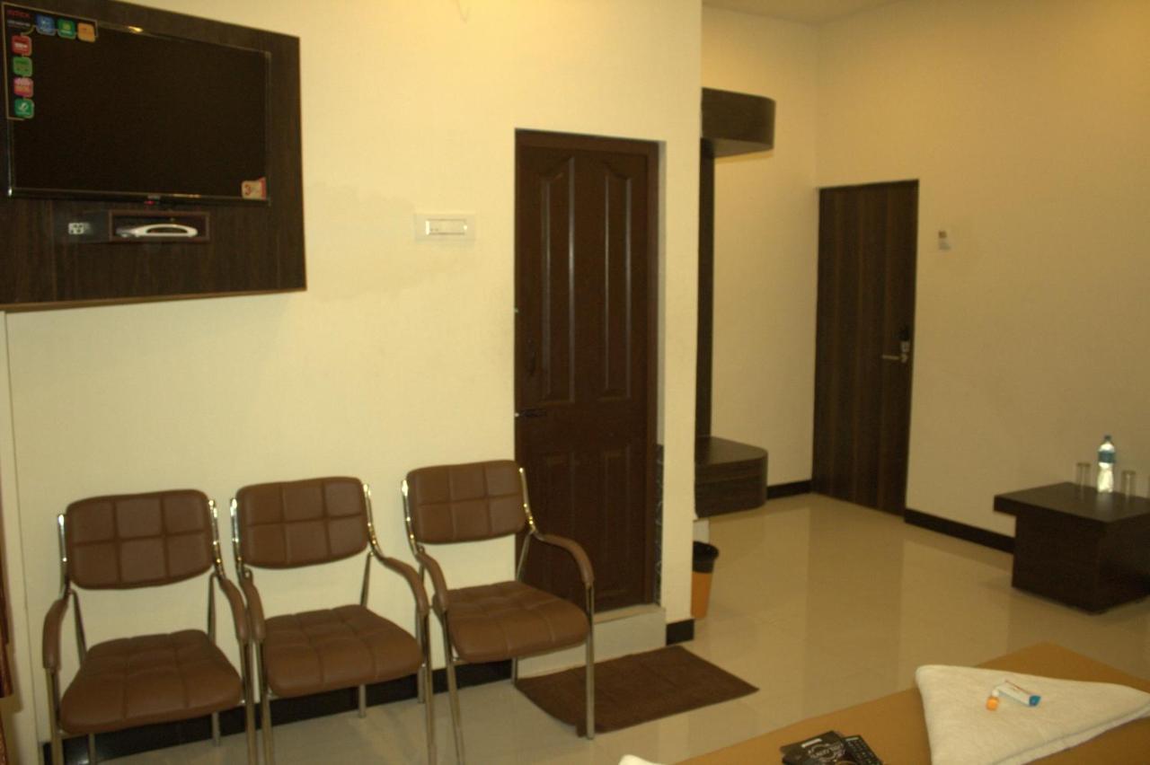 Hotel Gowtham