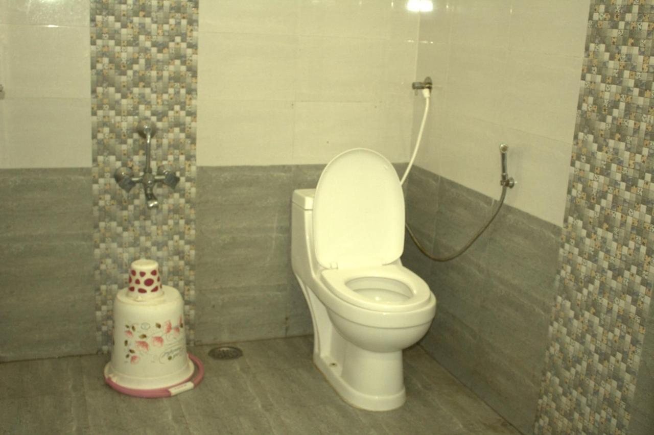 Gowtham Hotel 2*
