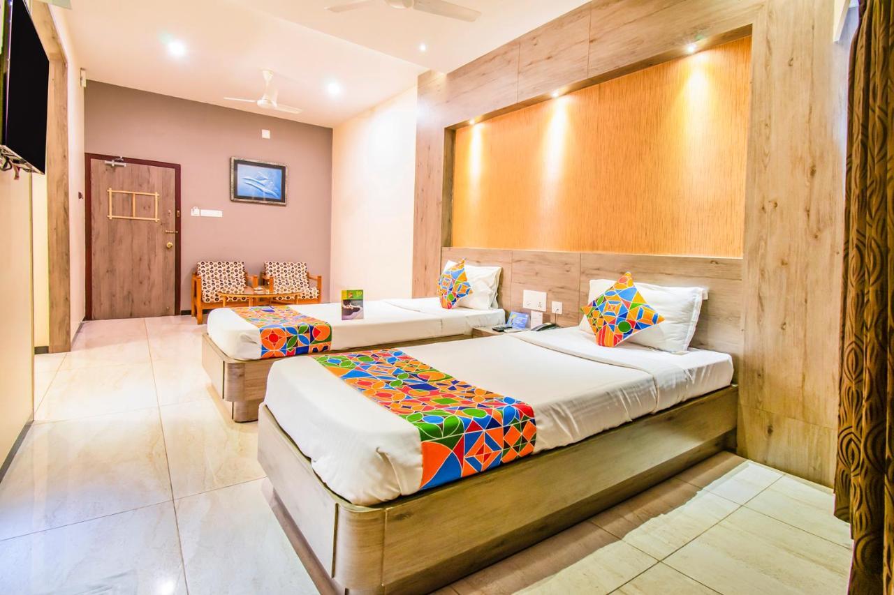 Fabhotel Thaai Railway Station Hotel