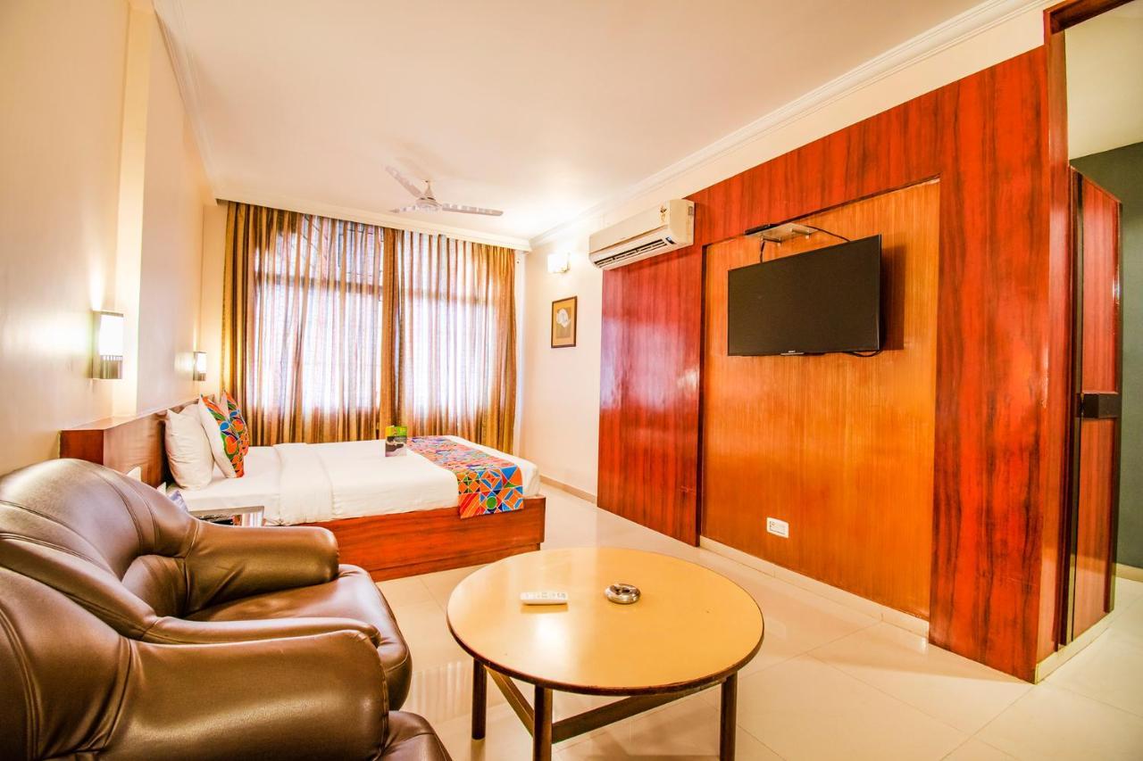 Fabhotel Thaai Railway Station Hotel