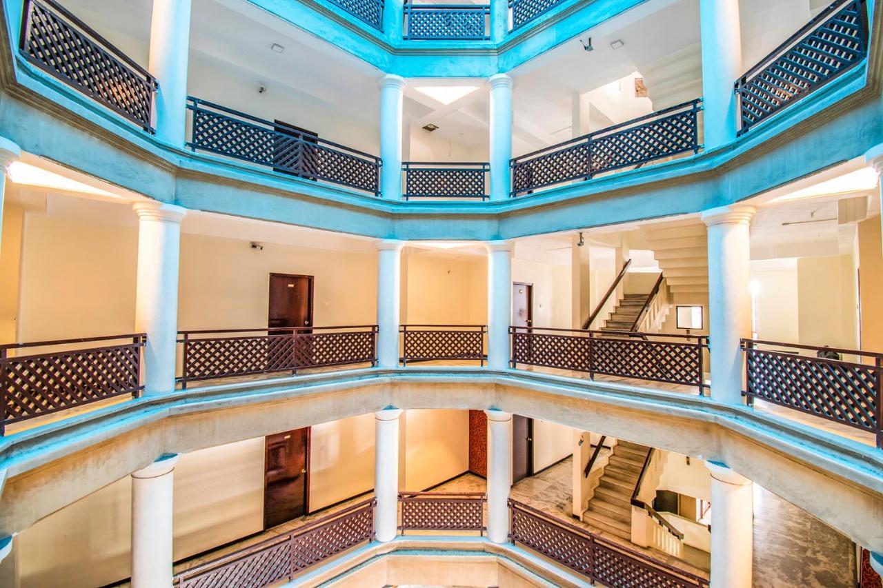 Fabhotel Thaai Railway Station Hotel 3*
