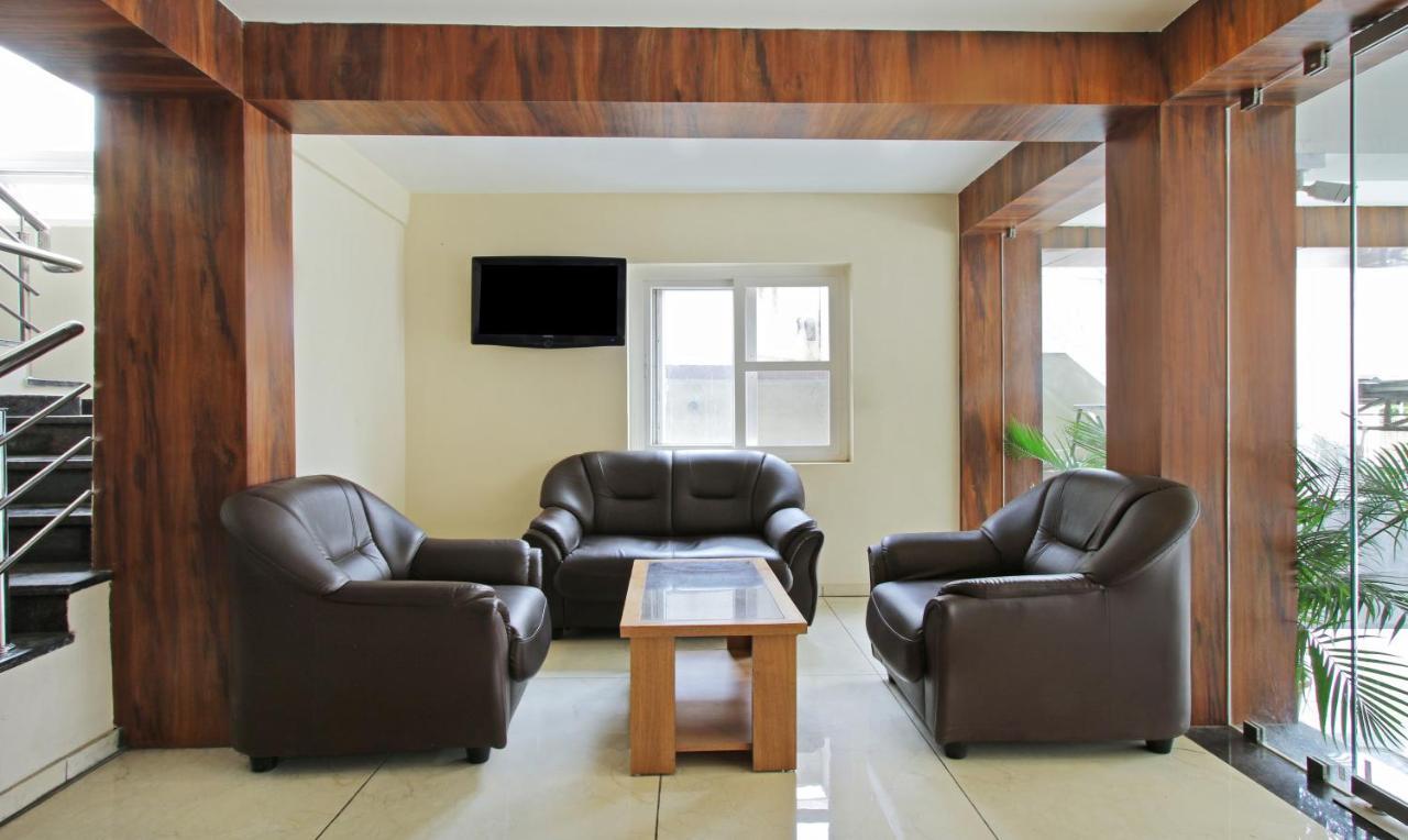 Hotel Itsy Jansi Residency 3*