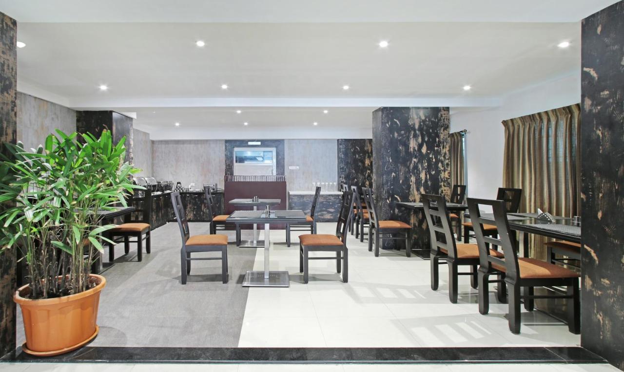 Hotel Itsy Jansi Residency 3*