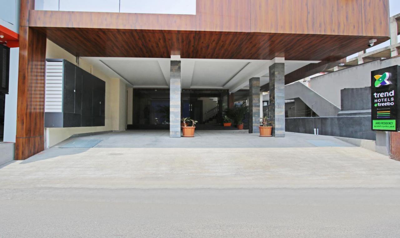Itsy Jansi Residency Hotel