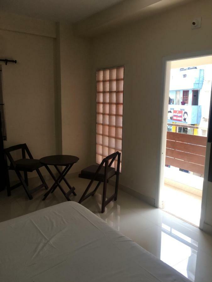 Jothi Hotel *