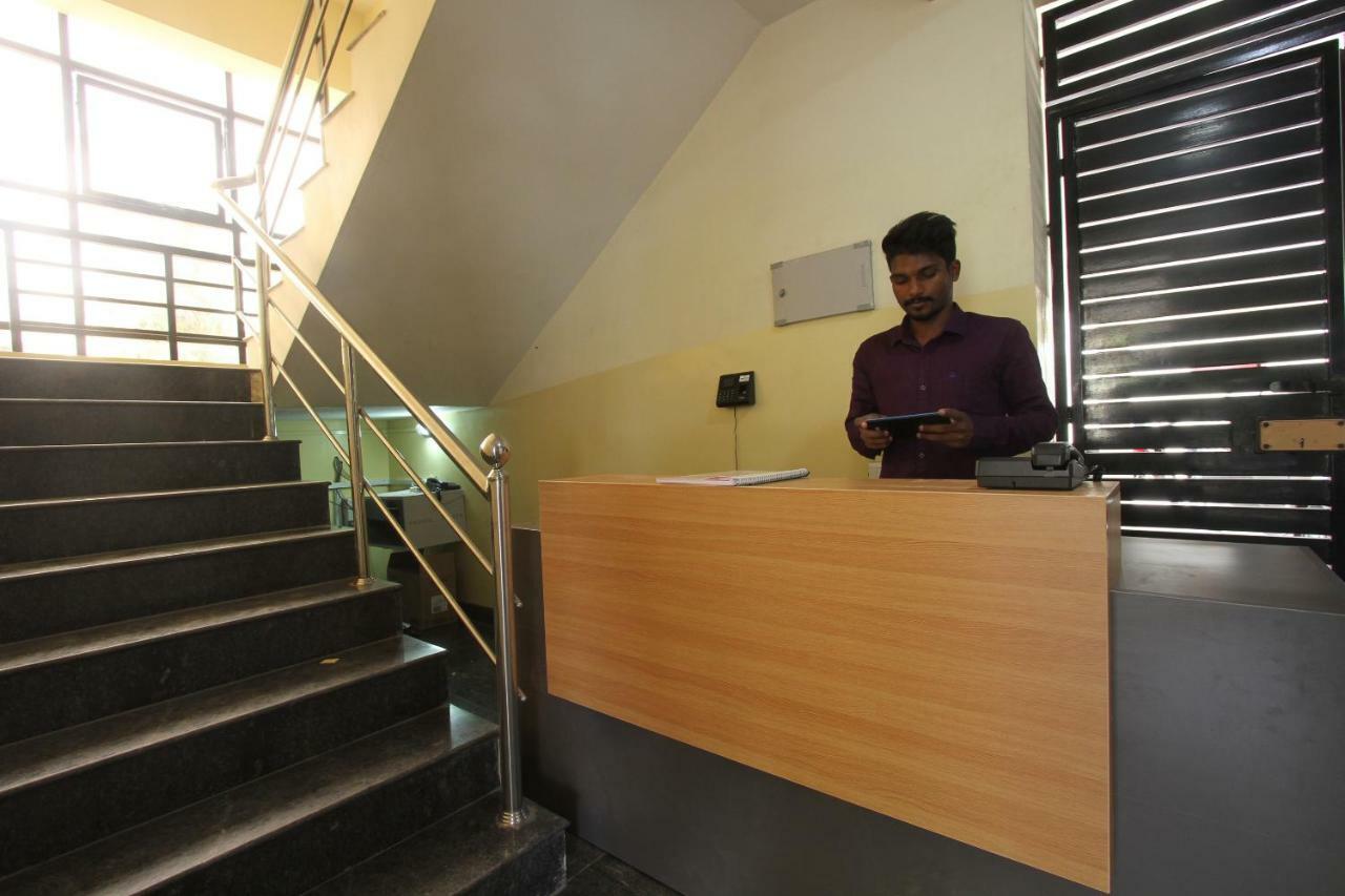 Oyo Flagship 31042 Sunil Residency 3* Coimbatore