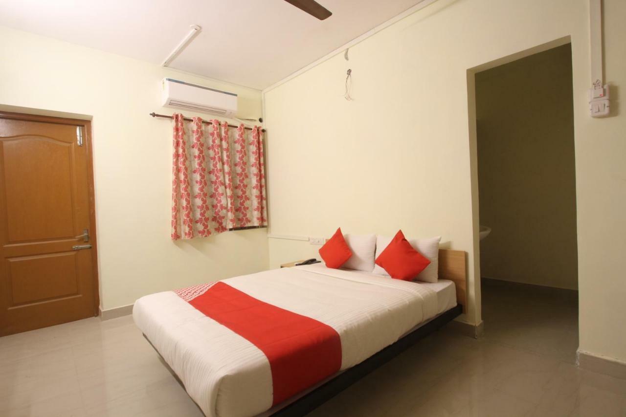 Oyo Flagship 31042 Sunil Residency Hotel 3*