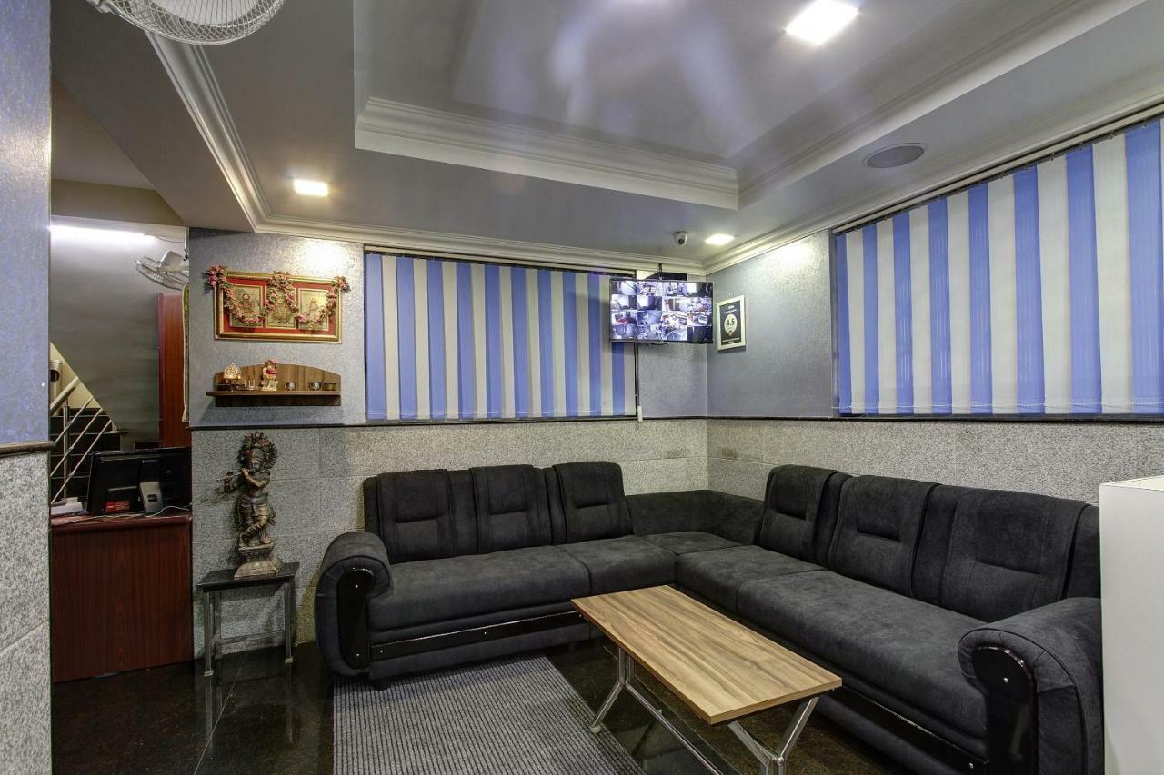 Hotel Oyo 45505 Mk Residency 3*