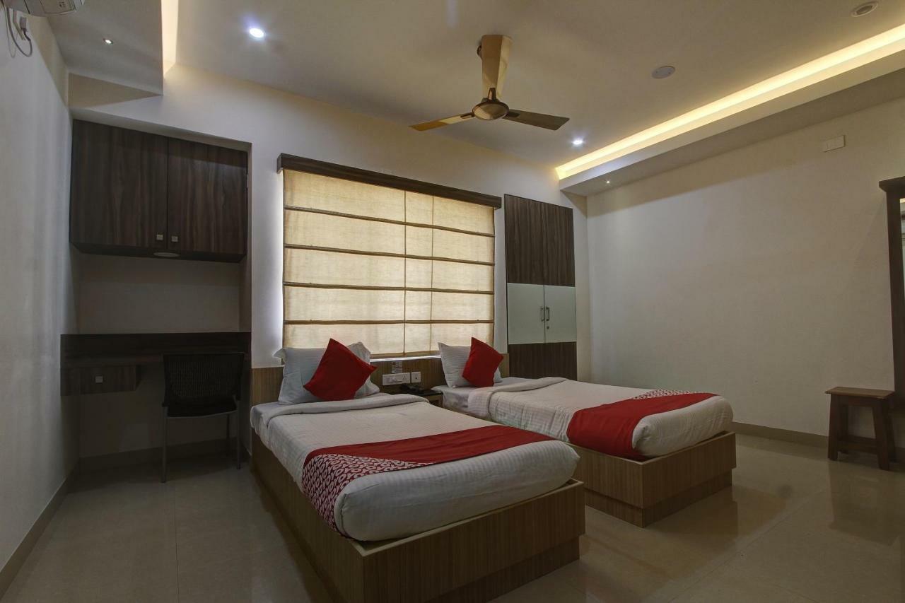 Hotel Oyo 45505 Mk Residency 3*