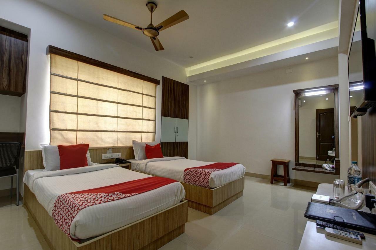 Oyo 45505 Mk Residency Hotel 3*