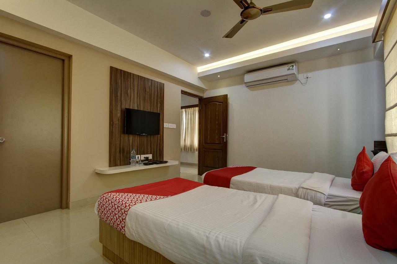 Oyo 45505 Mk Residency Hotel