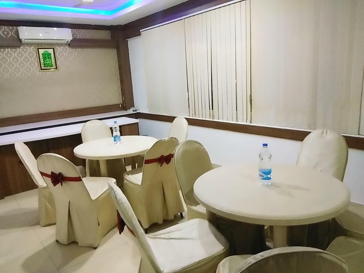 Hotel Apple Park 2*