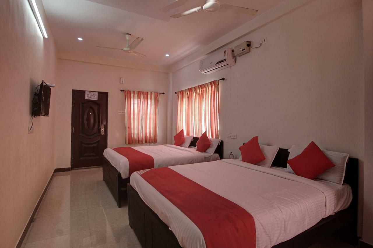 Oyo 42678 Vasantha Bhavanam Saver 3* Coimbatore