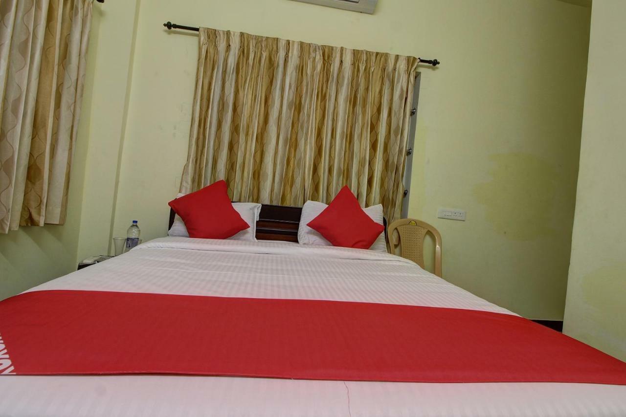 Oyo 42678 Vasantha Bhavanam Saver 3* Coimbatore