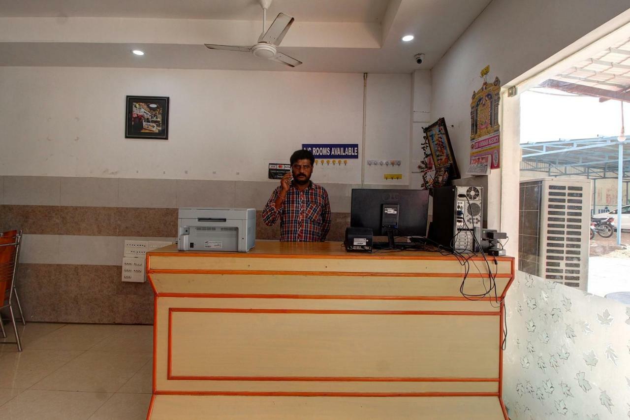 Oyo 42678 Vasantha Bhavanam Saver Coimbatore