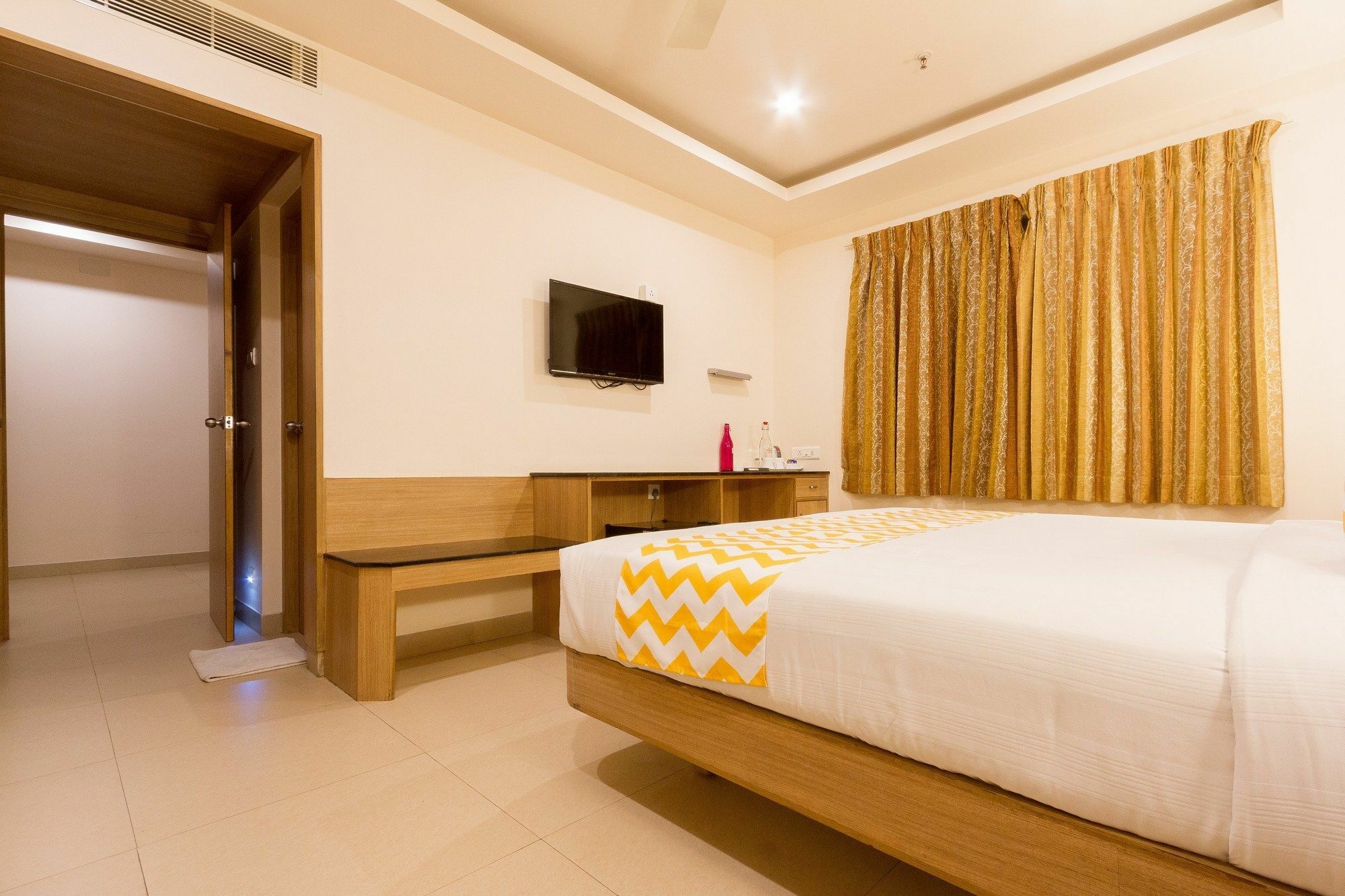 Hotel Fabhotel Prime Royal Castle Gandhipuram 3*