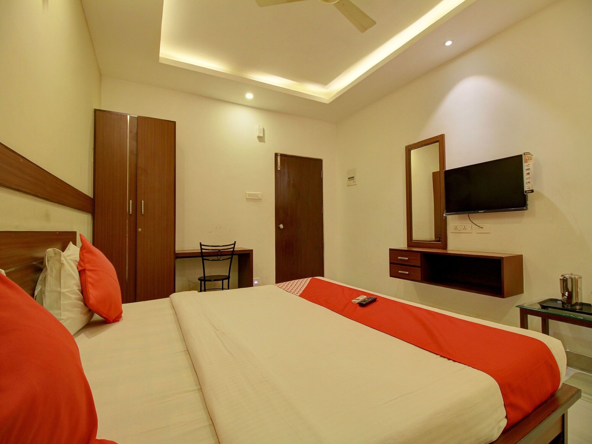 Oyo Flagship 4594 Krish Coimbatore