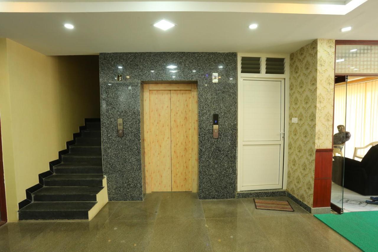 Jr Guest Hotel