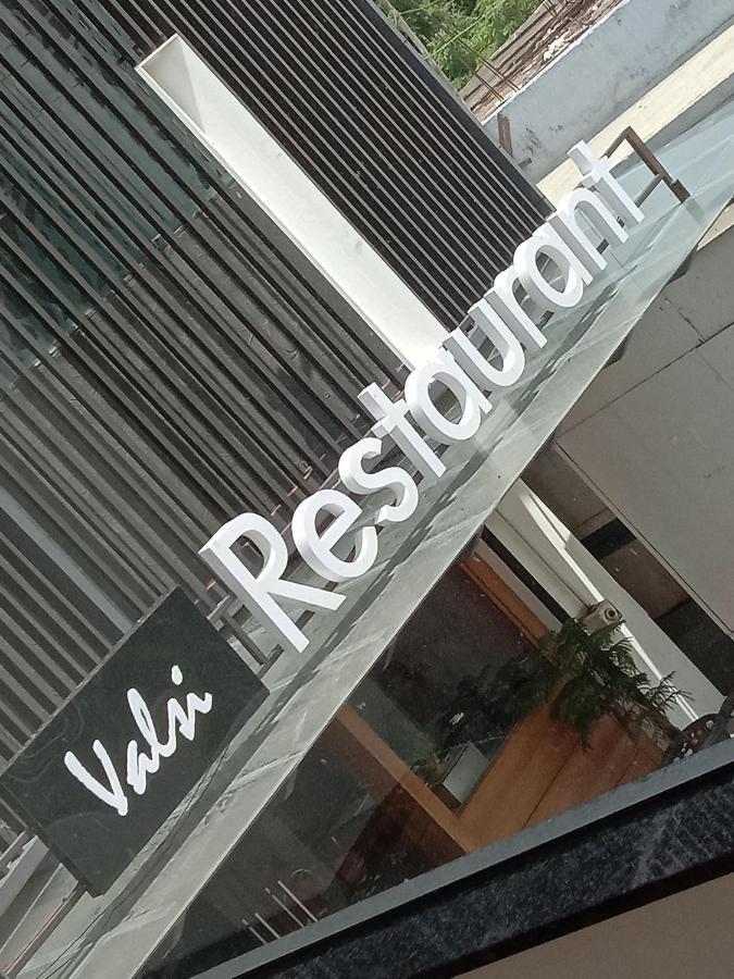 Hotel Nachas *