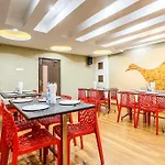 Hotel Navaratna