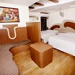 Hotel Vasantham