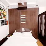 Hotel Vasantham