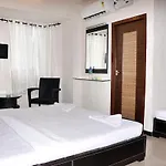 Hotel Vishnu Priya