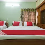 Oyo 47682 Periyanaayaki Amman Villa