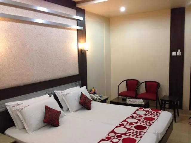 Hotel Navaratna