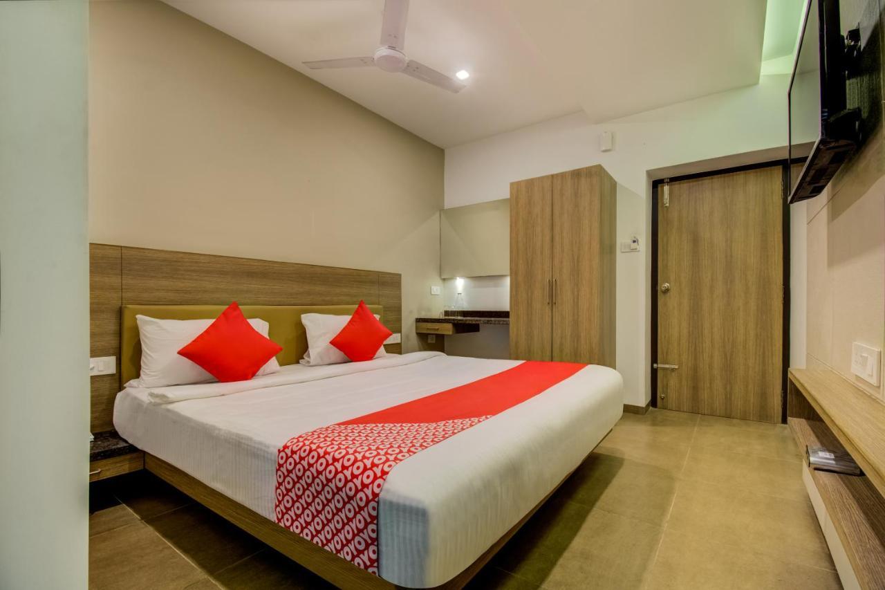 Collection O 29891 Karpagam, Gandhipuram Hotel
