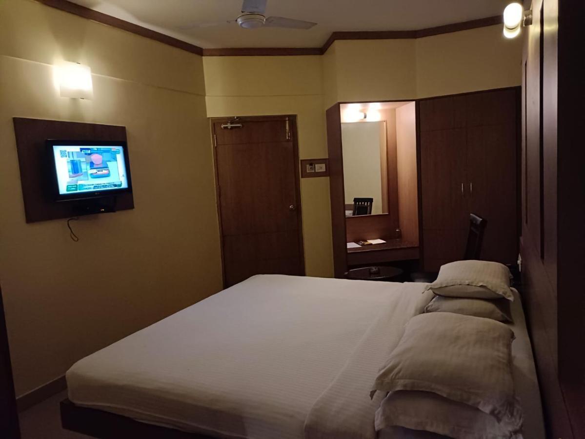 Hotel A P 2*